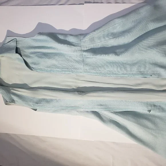 Oscar de La Renta Curved Seam w/pockets Dress Size 10. Sky Blue classy dress. - Picture 4 of 8